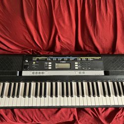 Yamaha Electric Keyboard