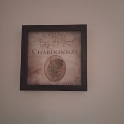 Decorative Wine Bottle Pictures 8"x8"