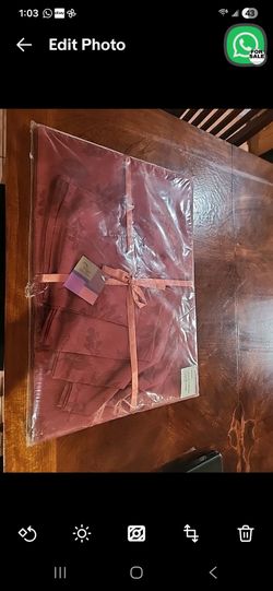 Vintage DENNIS EAST Set of 4 Burgundy Jacquard Placemats & Napkins