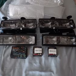 94-98 Chevy Truck Head Lights With Led Bulbs 