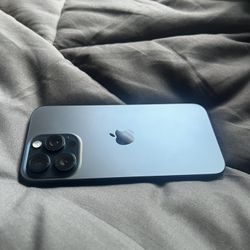 iPhone 15 Pro Max Unlocked