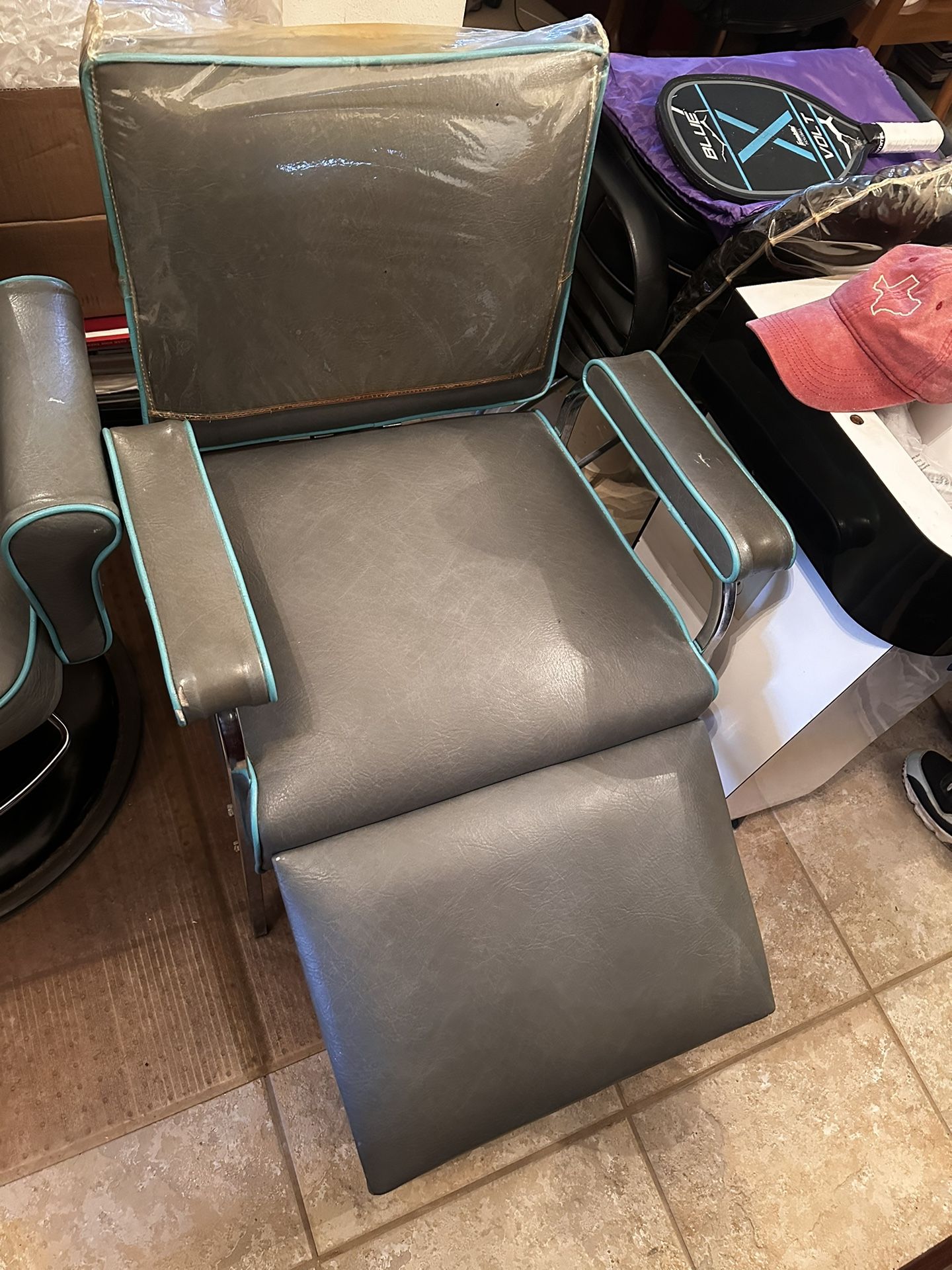 Shampoo Chair