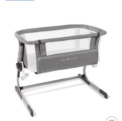 Baby Delight Bedside Bassinet