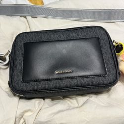 Michael Kors Maeve Large Signature Logo Crossbody Bag