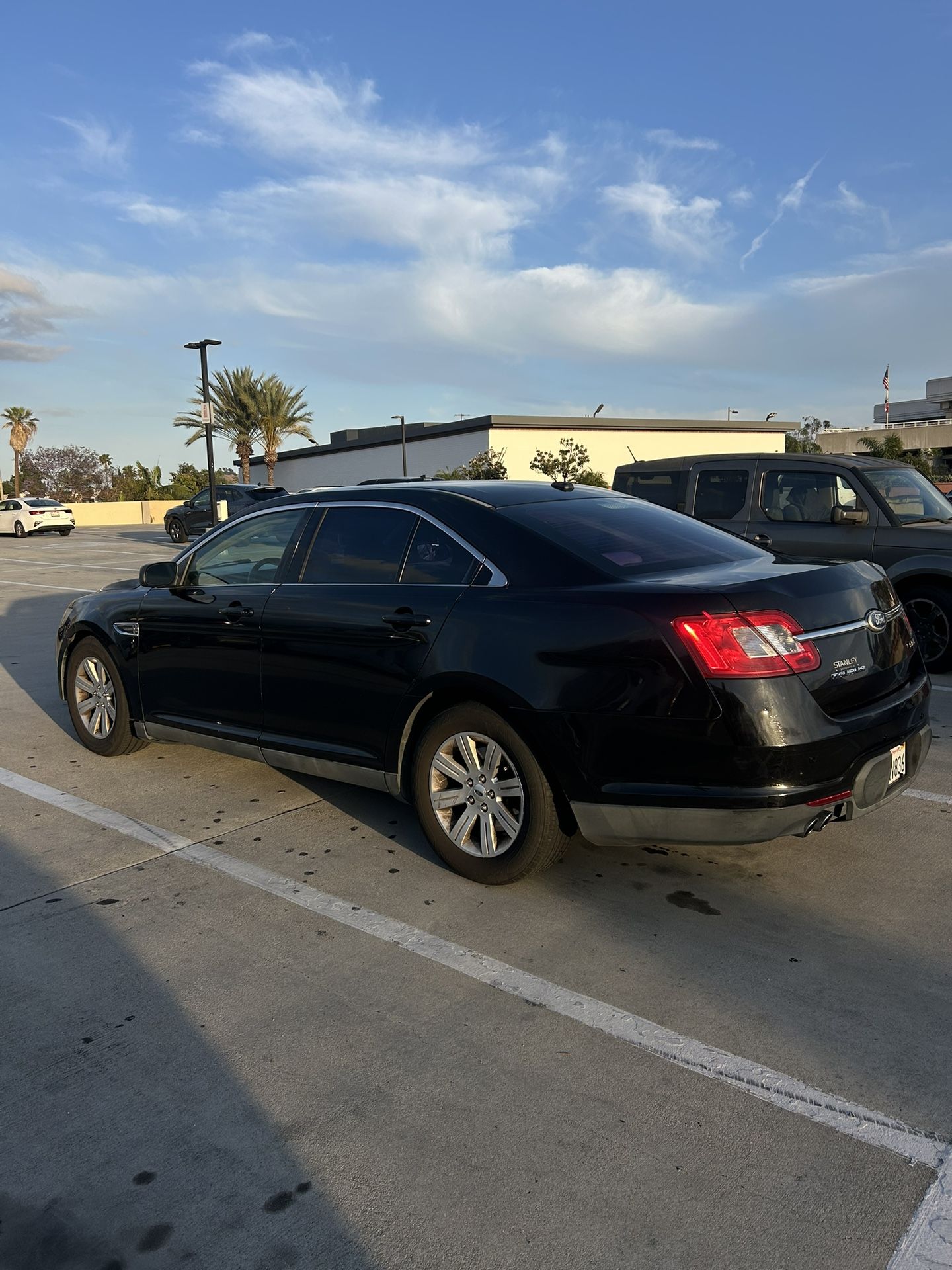 2011 Ford Taurus