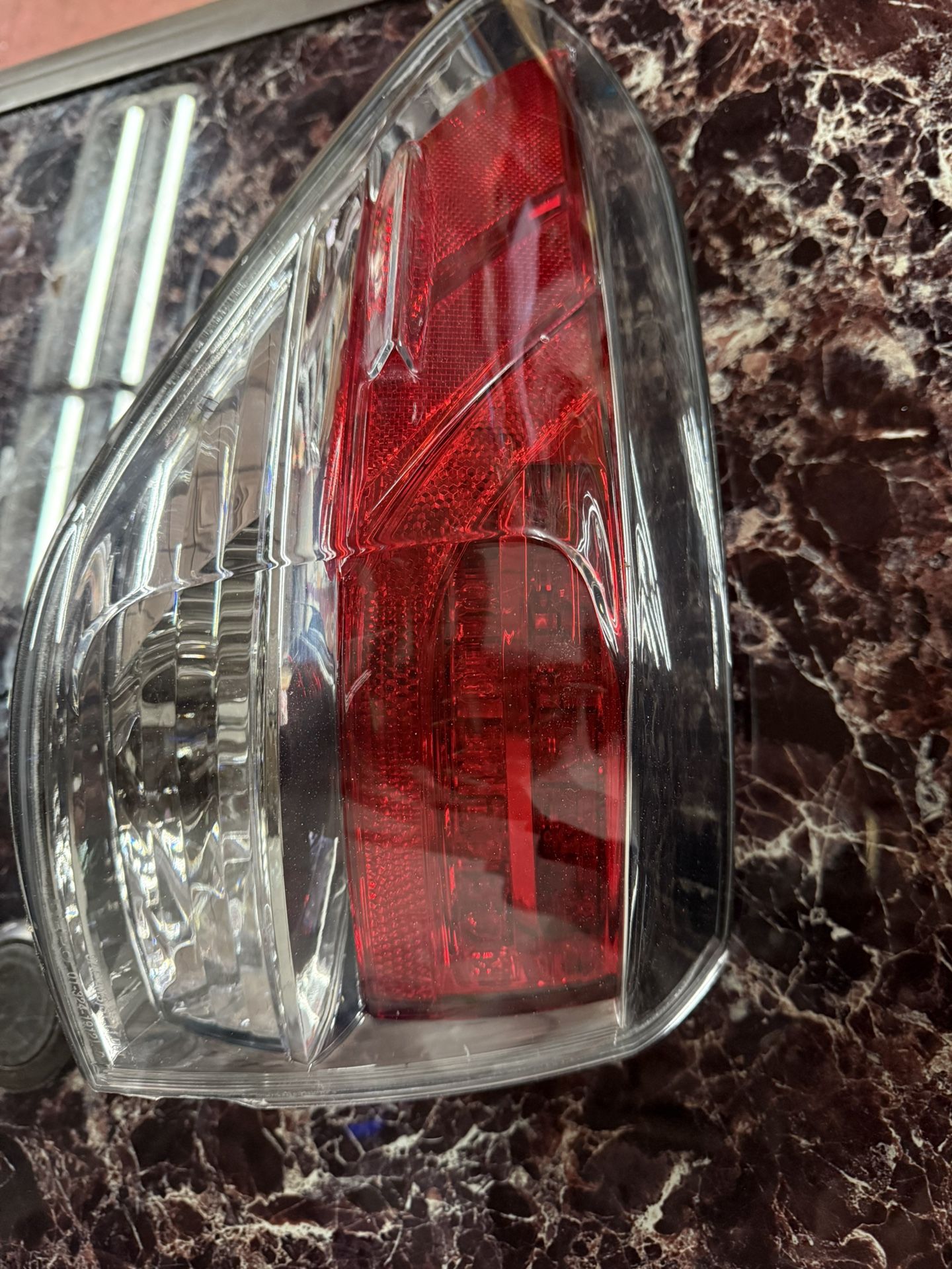 13-15 Lexus RX350 Drivers Taillight Assembly