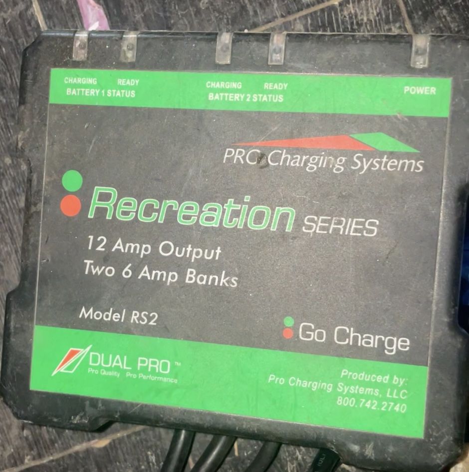 Dual Pro Recreation Series 12amp Charger 