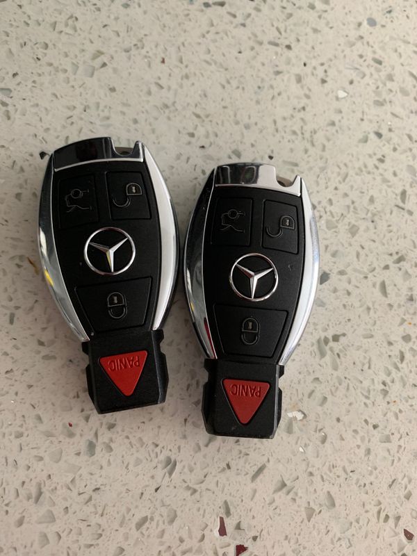 Mercedes Key Fob used used key is cut for Sale in Escondido, CA OfferUp