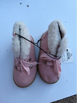 BRAND NEW kids pink boots size 7m