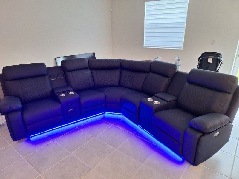 Recliner Sectional **** Reclinable A Estrenar