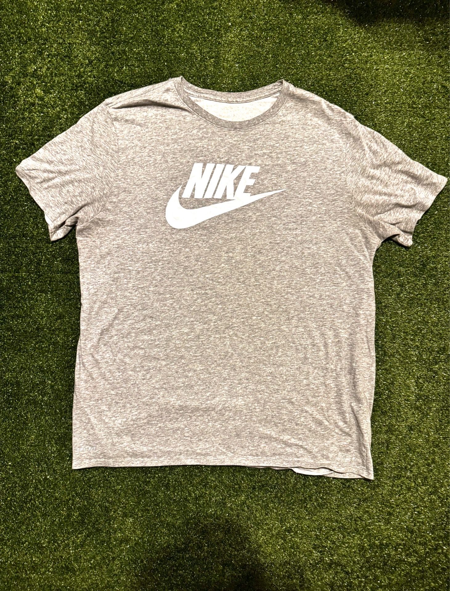 Nike Dri-FIT The Nike Tee Gray Camo Logo T-Shirt XXL