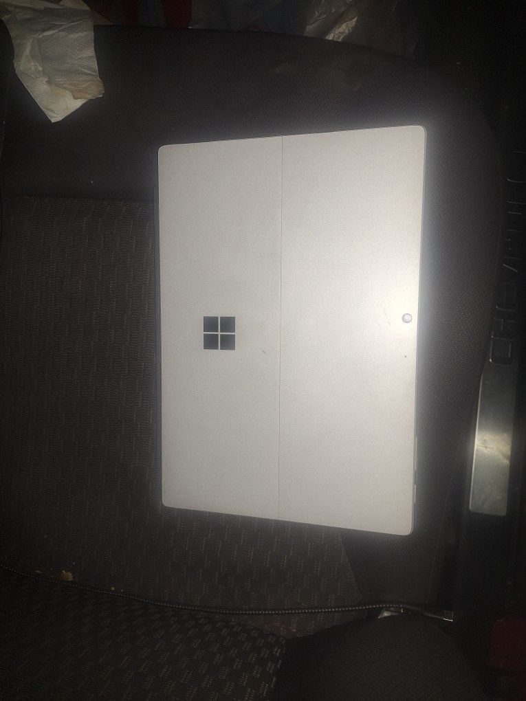 Microsoft Surface Pro 7