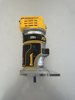 DEWALT Router