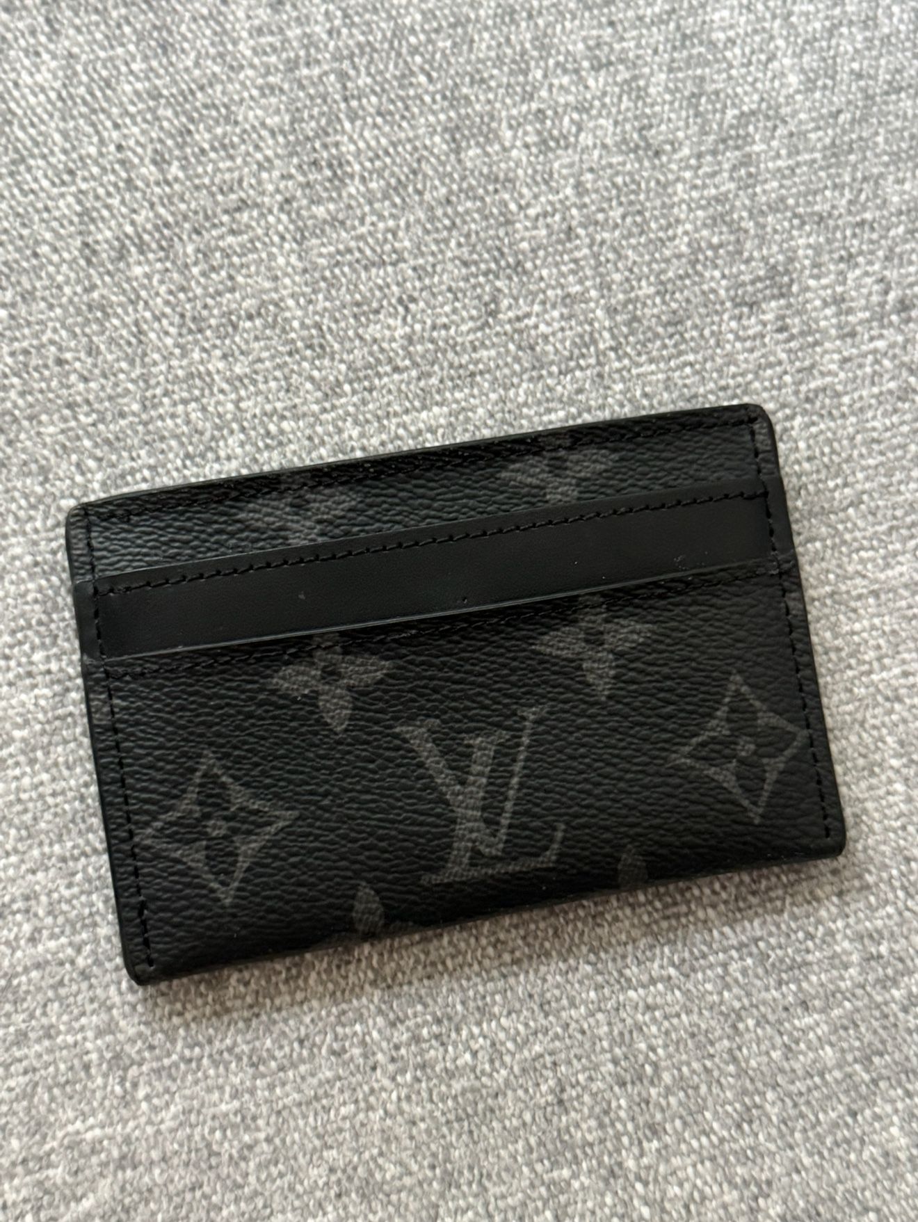 LV Cardholder