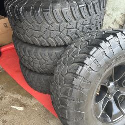 4 Tires For Jeep. 35x12.50 R 17  Grabber X3 