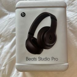 Beats Studio Pro - Unopened 