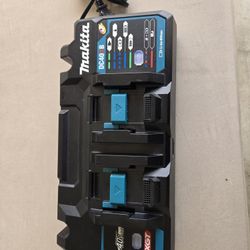 Makita Charger 40v Dual