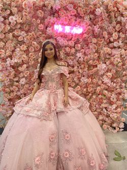 Professional Flower Wall w/ stand and sign
