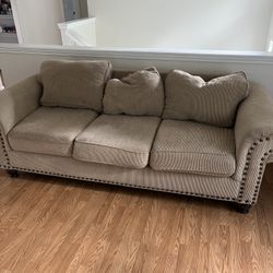 Couch free