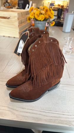 Boot Barn girl boots size 3