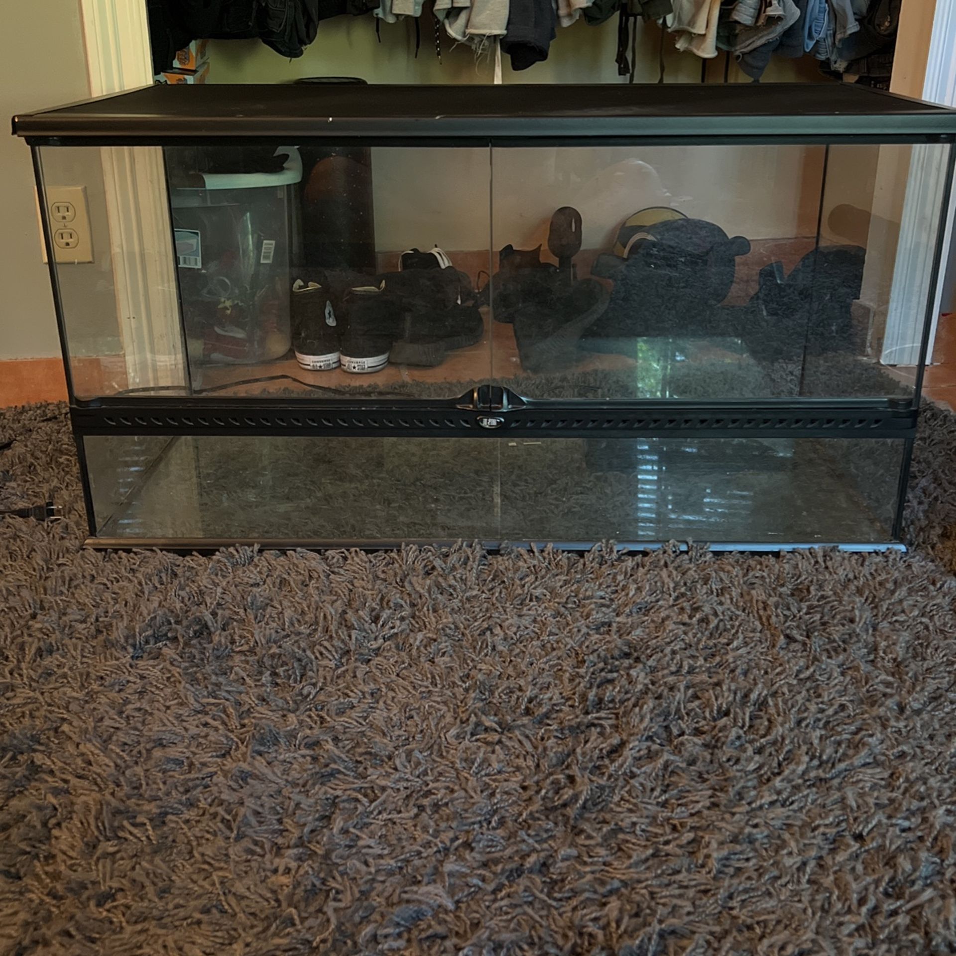 40 gallon exo terra terrarium