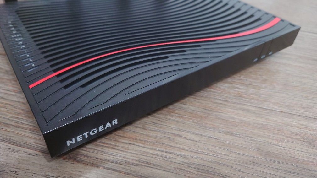 Nighthawk X4s AC3200 (Router and modem)
