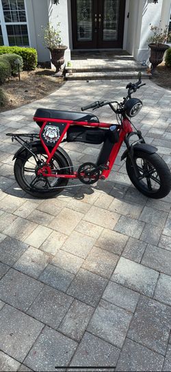 Juiced EBike Electric Bicycle / Scooter Scrambler