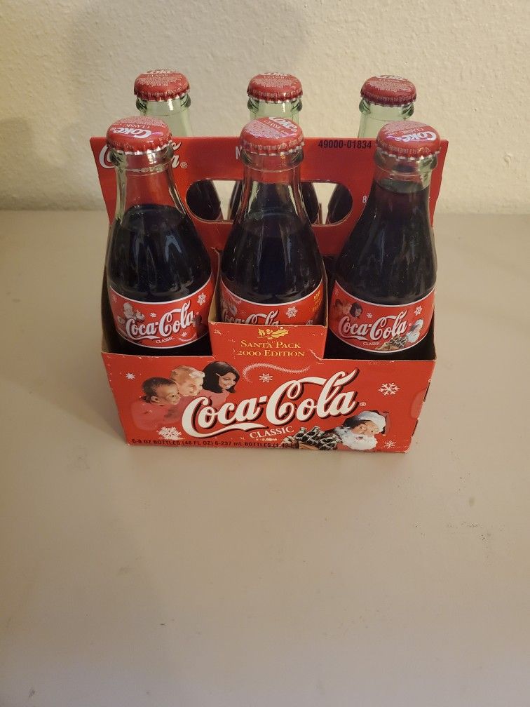 Coca Cola Glass Bottles - 2000 Limited Edition "Santa Pack" - 6 Pk