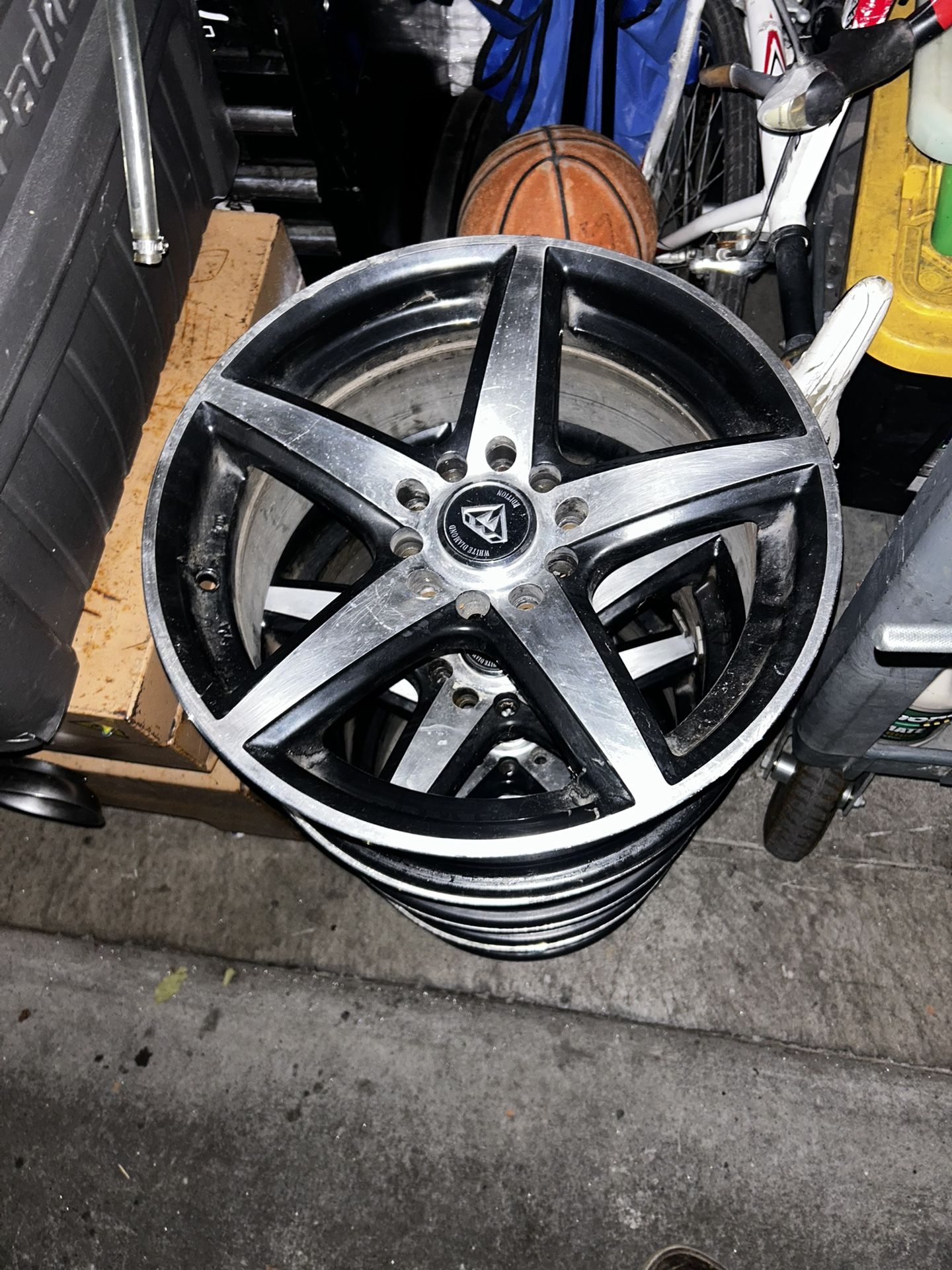 Universal 5 Lug Wheels 16”