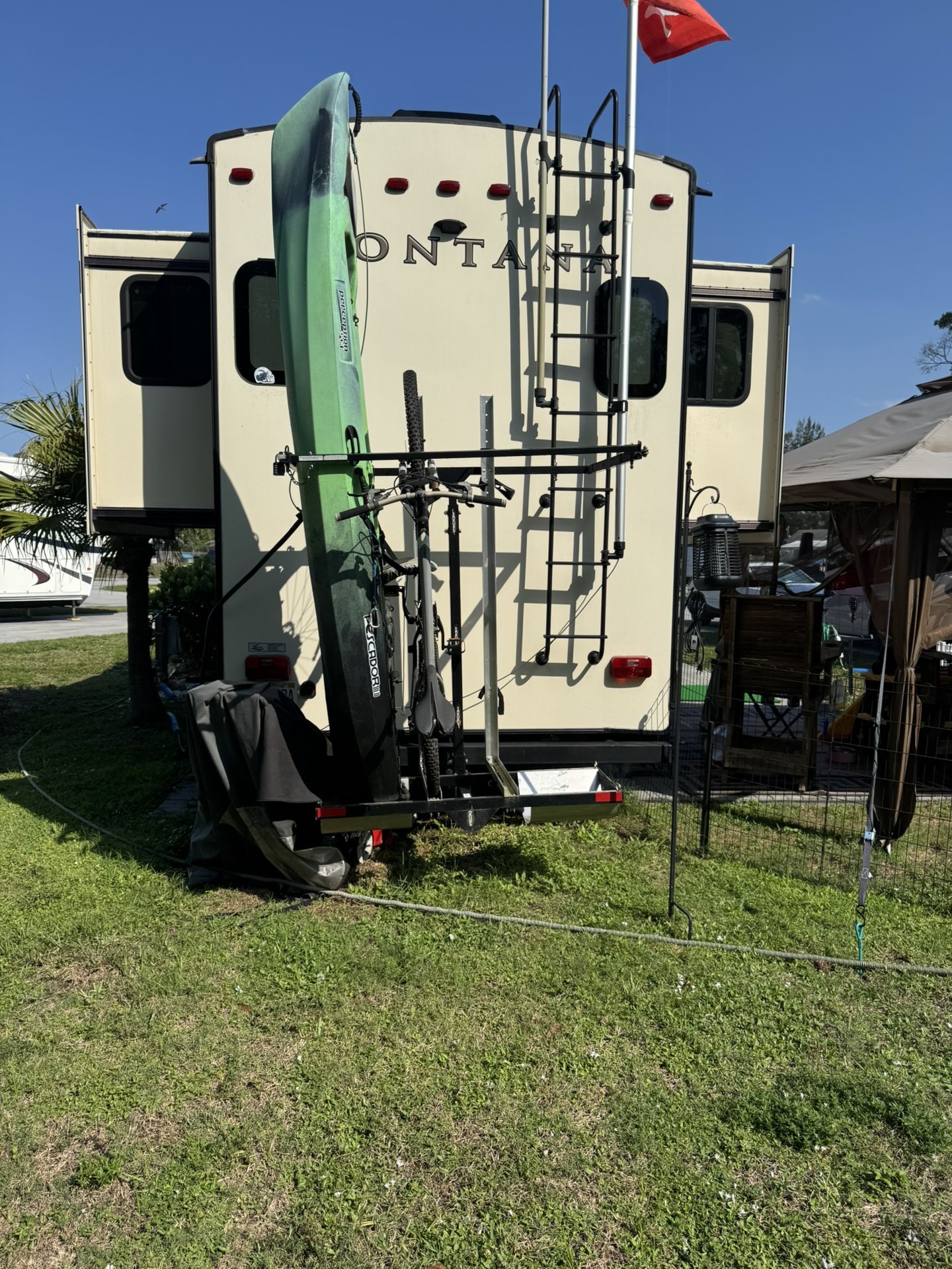 RV 2 Kayak And 2 Bike Rack