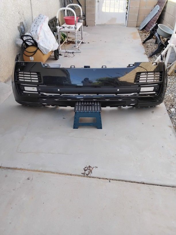 Range Rover Vogue L(contact info removed)-2017 Fron Bunper