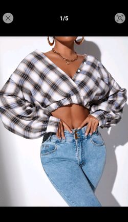 Women Top Size Large Great Condition Serious Buyers ✨️