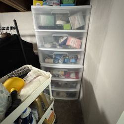 Clear Plastic Storage Bins 