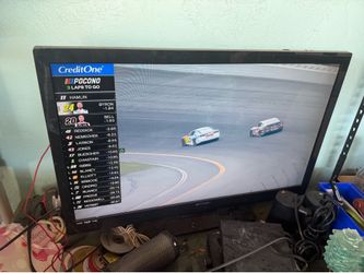 Nice EMERSON 40" TV