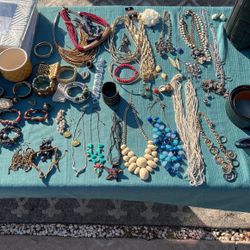 Assorted Jewelry