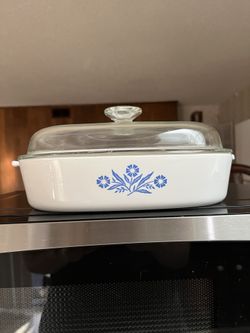 Vintage CorningWare Cornflower Blue Casserole Dish w/ Lid