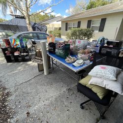 GARAGE SALE HAPPENING NOW