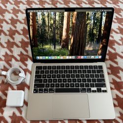BRAND NEW M2 MacBook Air 13" - 16GB RAM, 256GB SSD