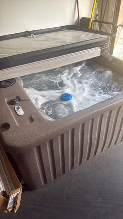 Hot Tub Spa with Cover