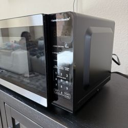 Hamilton Beach Microwave 