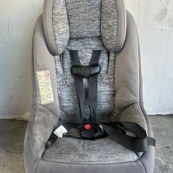 COSCO CAR SEAT