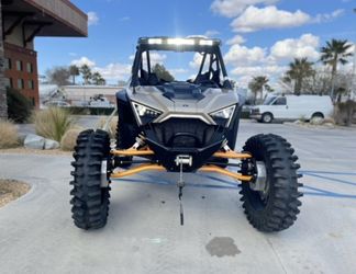Custom Polaris RZR PRO XP PREMIUM