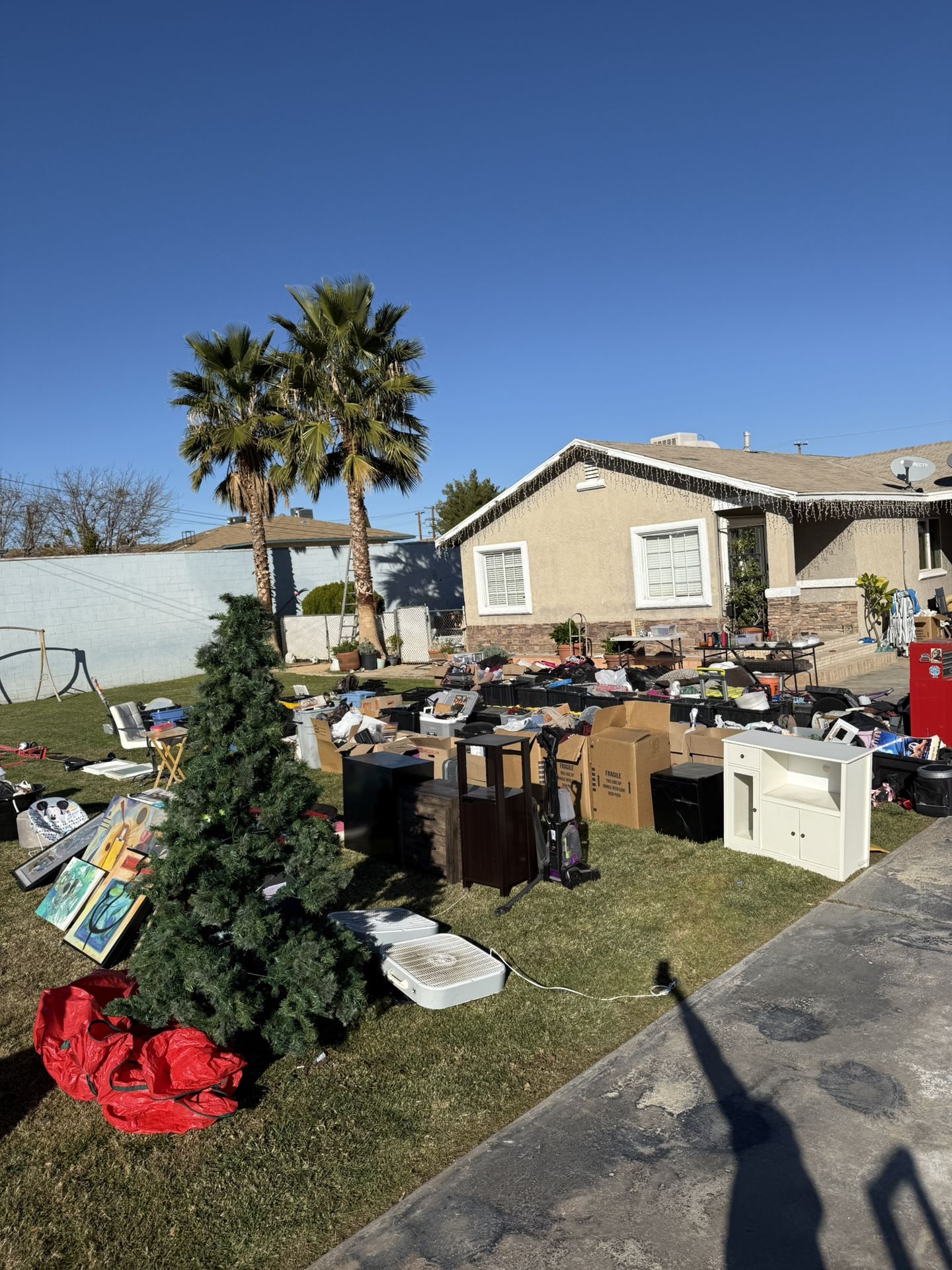 Yardsale in Victorville