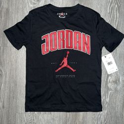 Jordan T-shirt for boys size S 