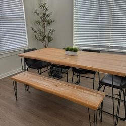 Modern Dining Set w/ Large Bench – Excellent Condition