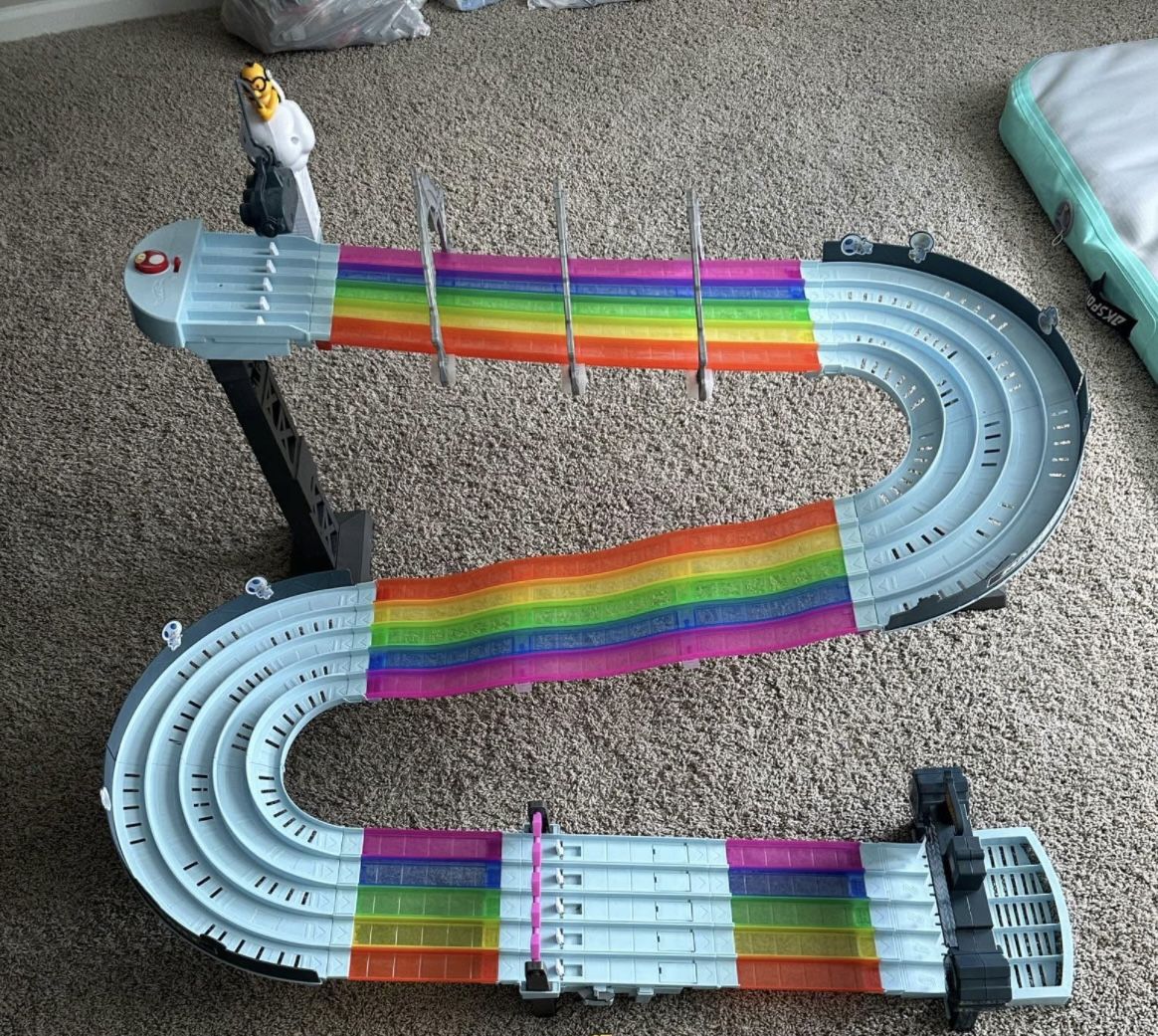 Mario Kart Hot wheels Race Track