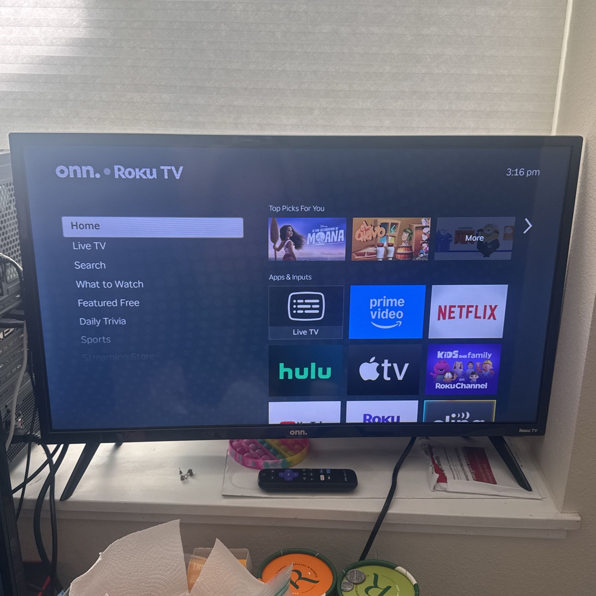 BRAND NEW 32 INCH TV