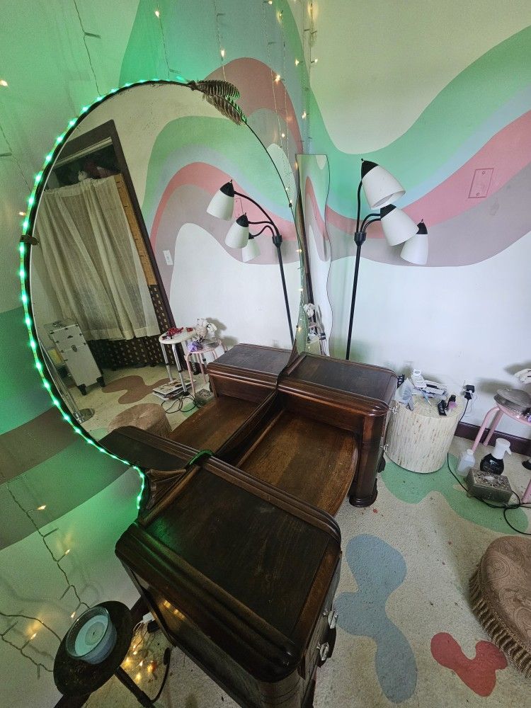1800s Waterfall Vanity