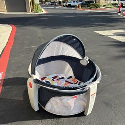 Fisher Price Portable Bassinet 