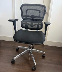 Gaming chair
